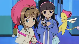 Waktu Menonton yang Menyenangkan Anak-anak yang bahagia menonton anime bersama-sama