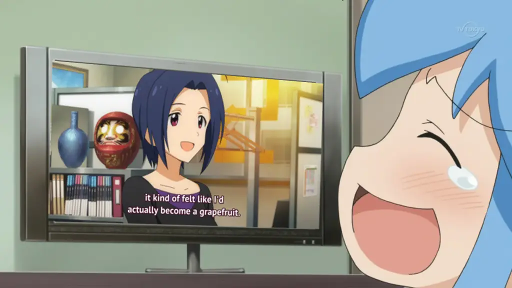 Menemukan Anime Baru Karakter anime menonton televisi