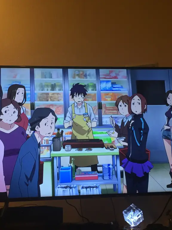 Menikmati Anime Bersama Ilustrasi karakter anime menonton televisi