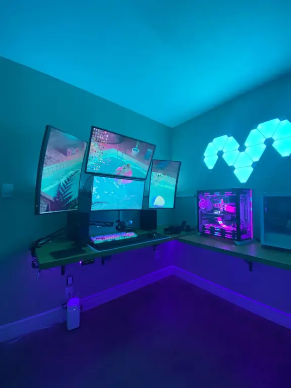 Setup Menonton Anime yang Nyaman Gambar pengaturan menonton anime yang nyaman